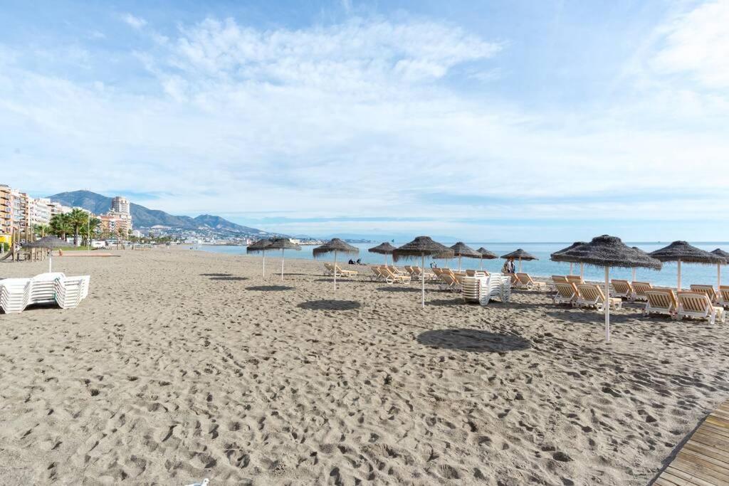 Tgh/ Fuengirola Frente Al Mar Apartment Exterior photo