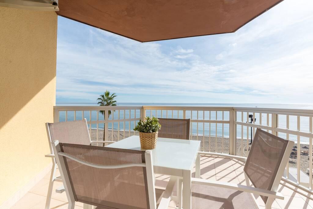 Tgh/ Fuengirola Frente Al Mar Apartment Exterior photo