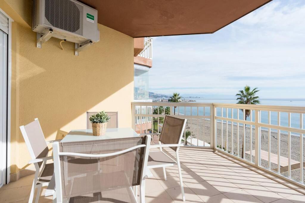 Tgh/ Fuengirola Frente Al Mar Apartment Exterior photo