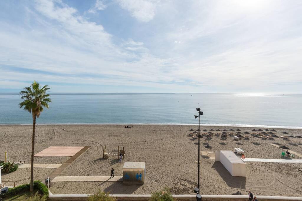 Tgh/ Fuengirola Frente Al Mar Apartment Exterior photo